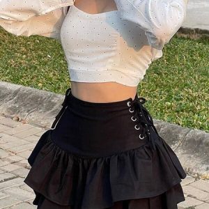 Alternative ribbons layered skirt