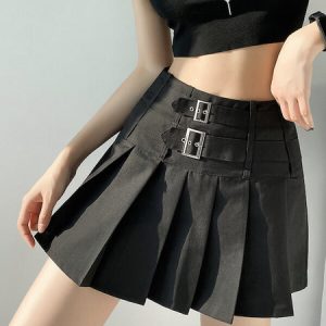 Grunge girl buckles skirt