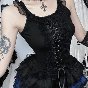 Gothic lace-up tank top with choker